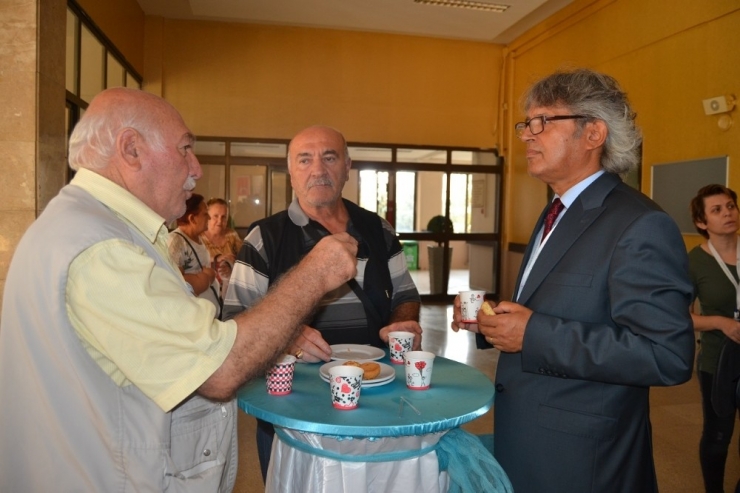 Başhekim İlhan, Hasta Ve Hasta Yakınları İle Buluşup Sorunlarını Dinledi