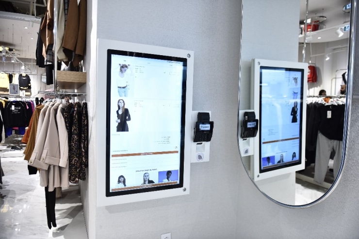 Defacto, Geleceğin Mağazacılık Konseptini Türkiye’ye Getirdi