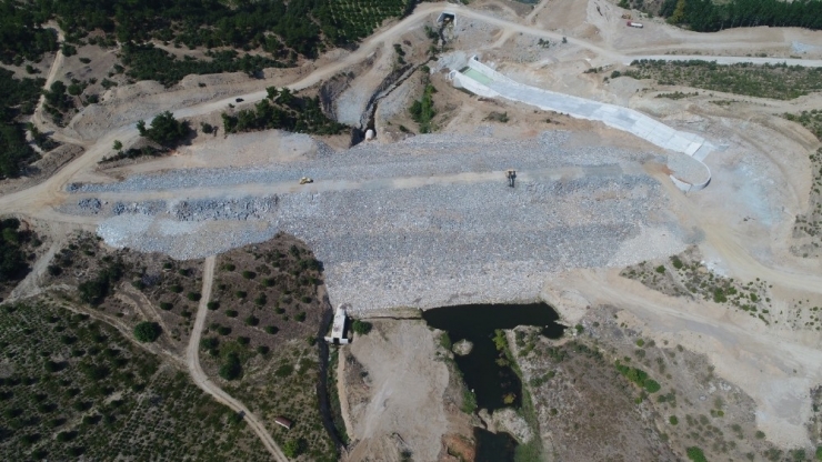 Çavuşlu Göletinde Çalışmalar Devam Ediyor