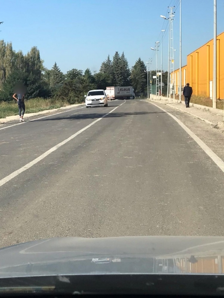 Yol Üzerinde Fuhuş Pazarlığına Polis Engeli