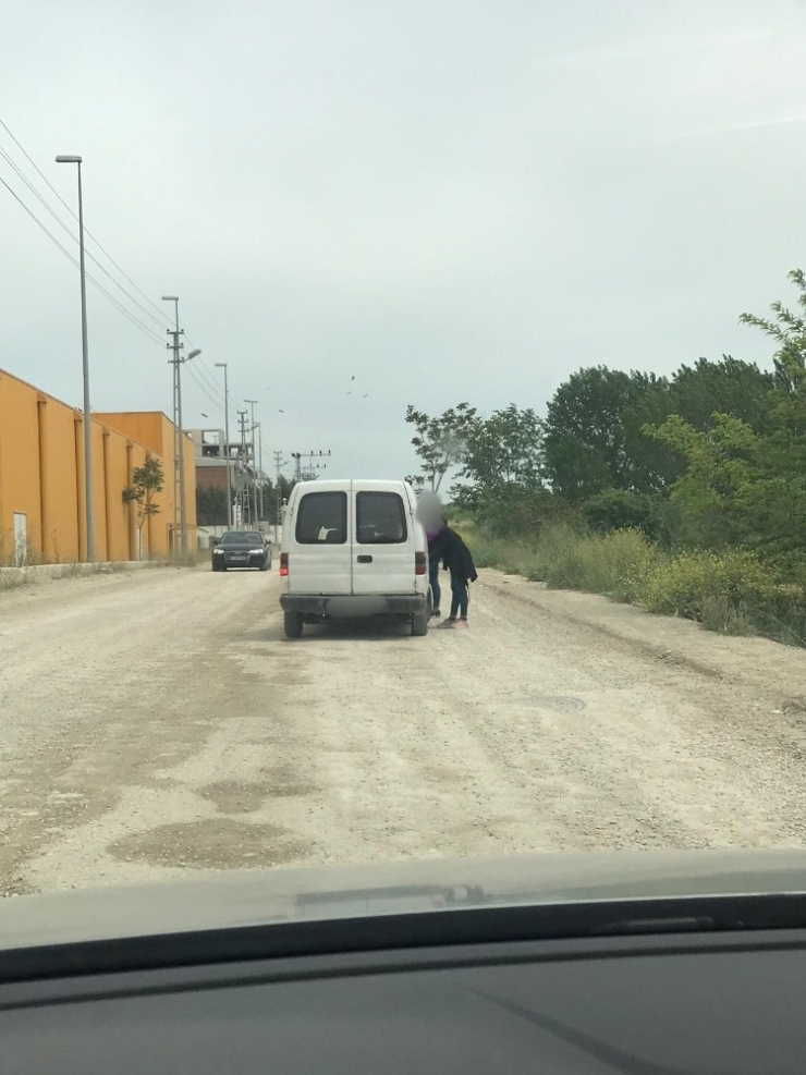 Yol Üzerinde Fuhuş Pazarlığına Polis Engeli
