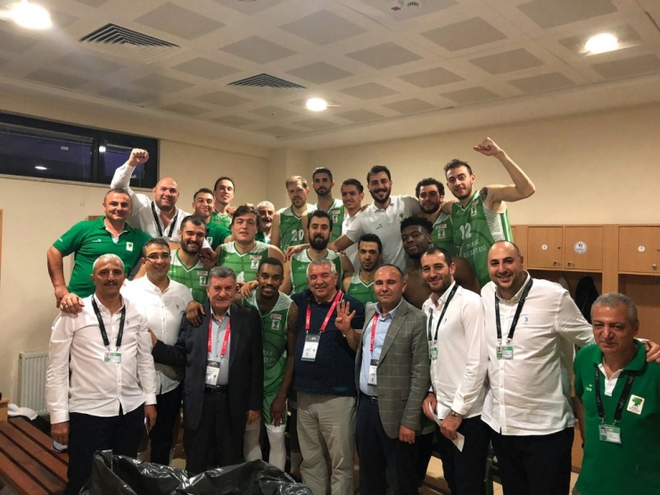 Şampiyon Mamak Belediyesi Basketbol Takımı Galibiyetle Başladı