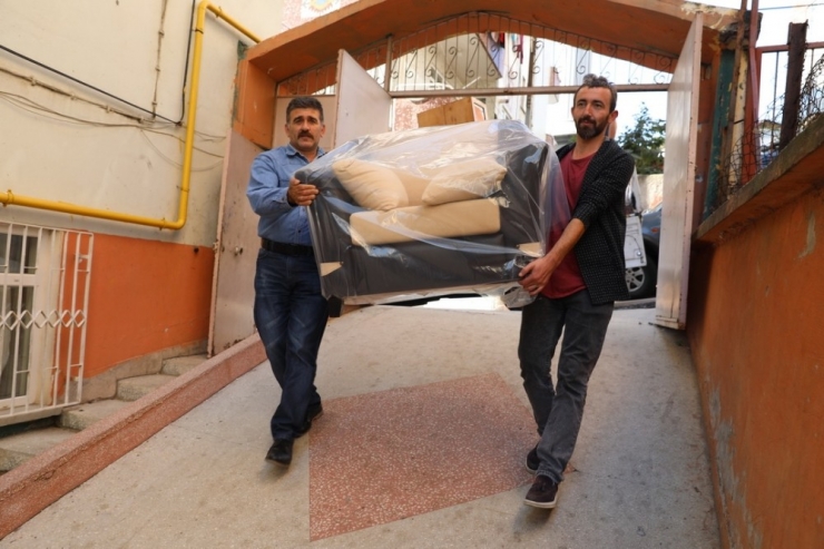 Demirtaş: “İhtiyaç Fazlası Eşyalarınız İle Siz De Bir Aileyi Sevindirin”