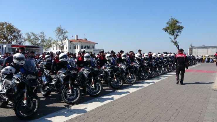 İstanbul’da Motosikletli Polis Timlerinde 206 Polis Göreve Başladı