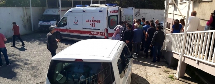 Denize Düşen Balıkçı, Boğulma Tehlikesi Geçirdi