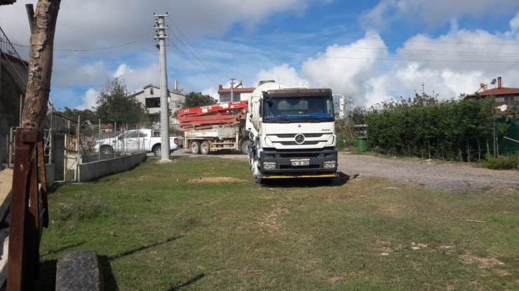 Körfez’de Kaçak Yapılara Geçit Verilmiyor