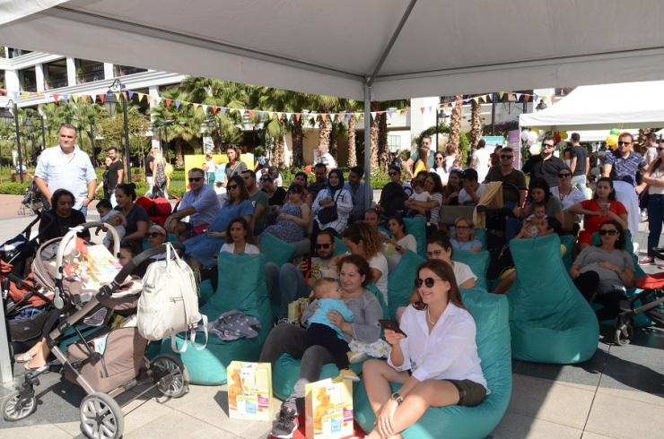 İzmir’de Bebek Festivali Coşkusu