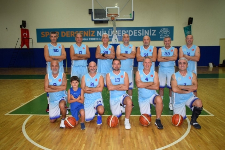 Nilüferli Veteranlardan 2 Kupa