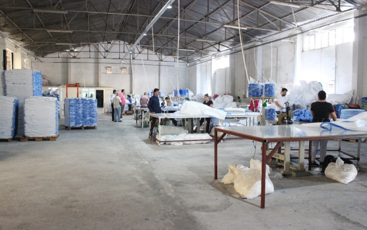 Çuval Üretimine Başladılar, Şimdi Çuvalla Para Kazanıyorlar