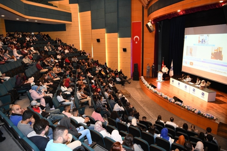 Saü’de Uluslararası Öğrencilere Oryantasyon Eğitimi