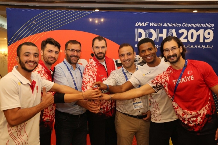 Turkcell, Katar’da Millilere Destek Ziyareti Gerçekleştirdi