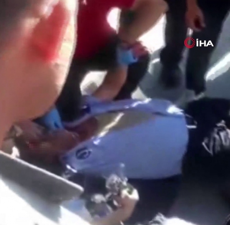 Van’da Zabıta Seyyar Satıcı Arasında Gerginlik