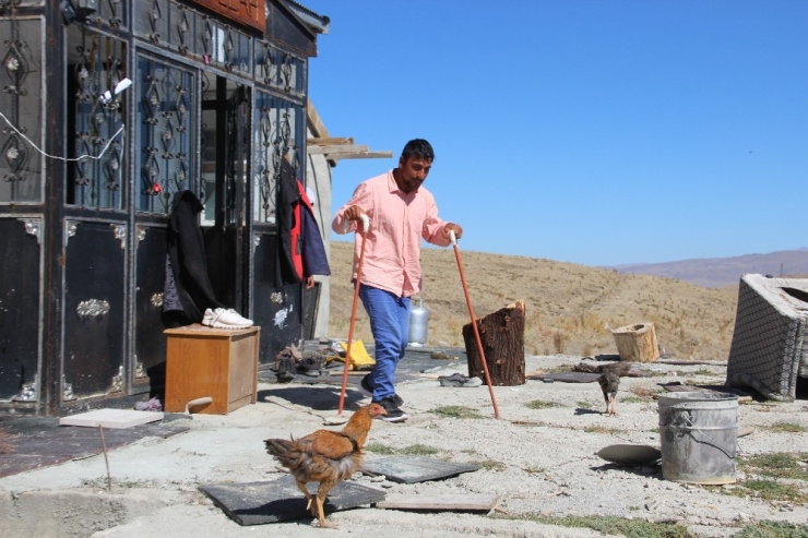 Başkan Uçar, Engelli Gencin Yol Sorununa Duyarsız Kalmadı