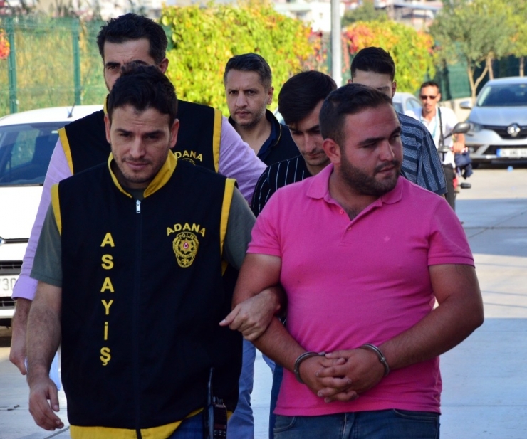 Sosyal Medyadan Galeyana Gelip Mala Zarar Verdiler