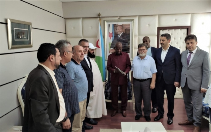 Türk İş Adamları Afrika İle Ticarette Etkin Olacak