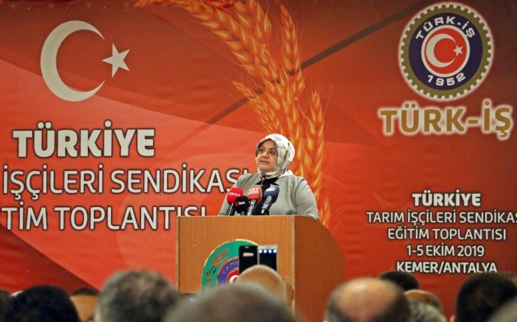 Bakan Selçuk’tan Geçici İşçileri Sevindirecek Haber