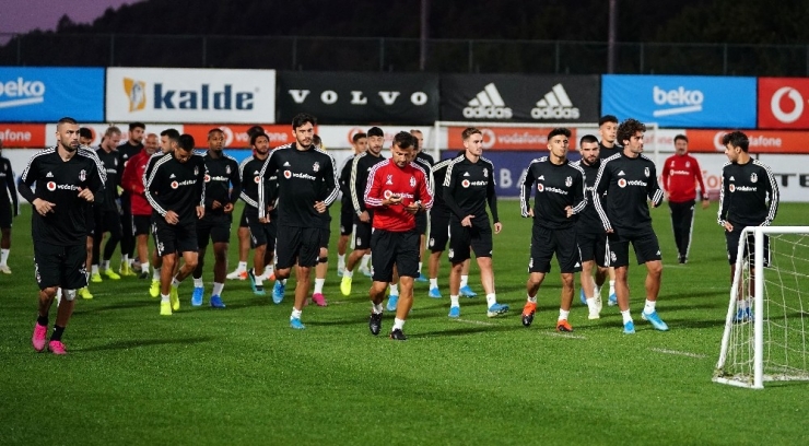 Beşiktaş, Wolverhampton Hazırlıklarını Tamamladı