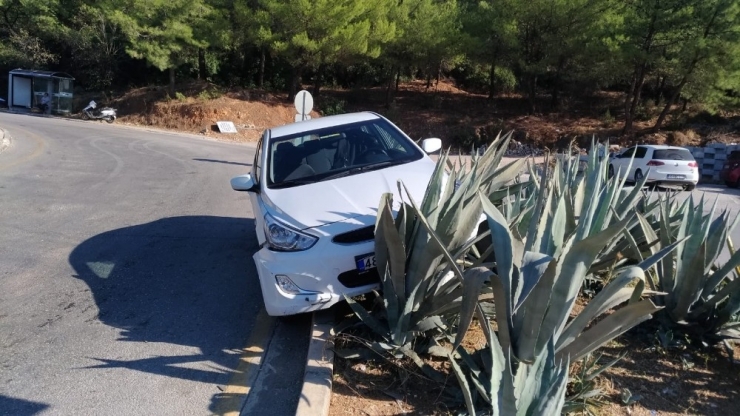 Polisten Kaçarken Kaza Yaptı