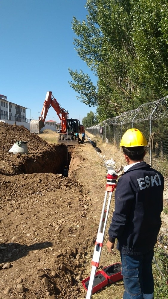 Büyükşehir Altyapı Çalışmalarını Sürdürüyor