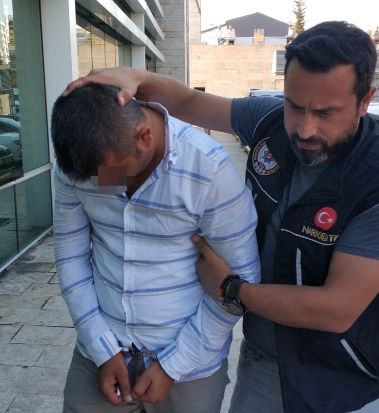 Pidecide Uyuşturucu Satışına 2 Gözaltı