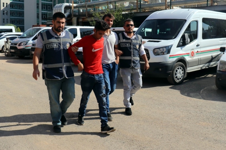 Hırsızlık Şüphelileri Adliyede