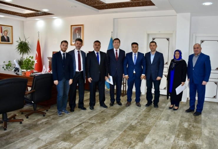 Başarılı Okullara ’Kalite Takip Sistemi Başarı Belgesi’