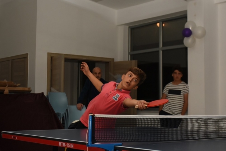 İnönü’de Masa Tenisi Turnuvası Başladı