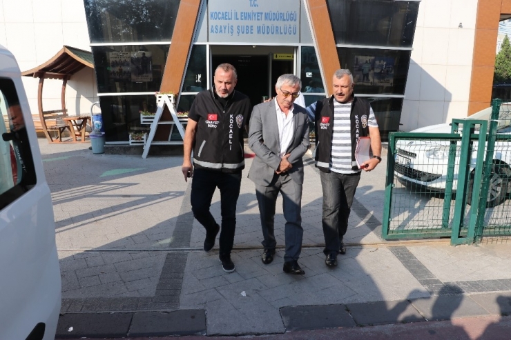 Konuşmasını Beğenmediği İçin Ortağını Vurdu, Teslim Oldu