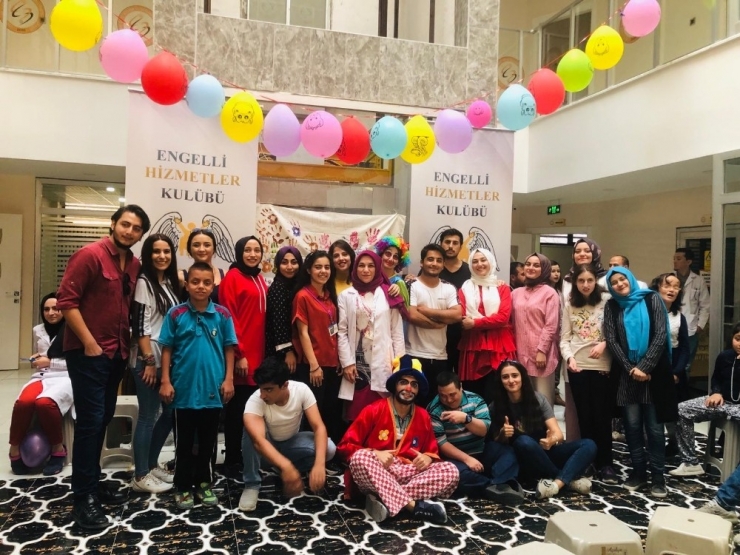 Özel Çocuklar Renkli Etkinliklerle Topluma Kazandırılıyor