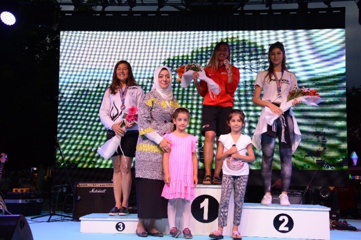 Şahika Ercümen: “Kaş’ın Sıcak Mavi Suları Bana Dalışı Çok Sevdiriyor”