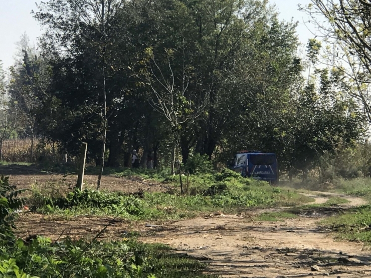 Tarlada Vurulmuş Halde Bulunan Yaşlı Adam Hastanede Öldü