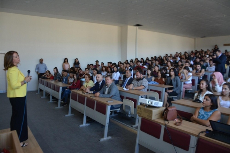 Söke Sağlık Hizmetleri Myo Oryantasyon Programı Düzenledi