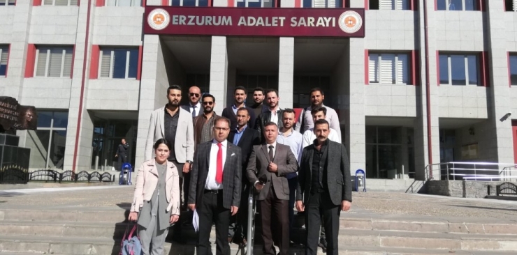 Erzurum’da Gazeteci Nagehan Alçı Hakkında Suç Duyurusu