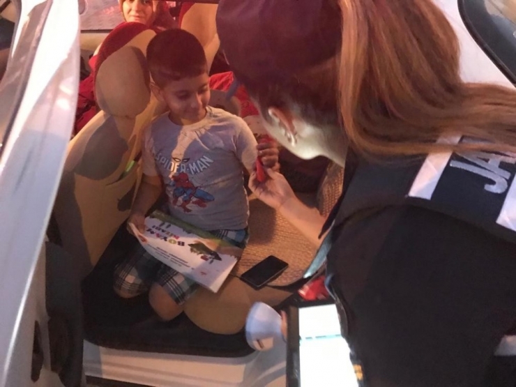 Jandarmadan "Asayiş Ve Huzur" Uygulaması, 15 Aranan Şahıs Yakalandı