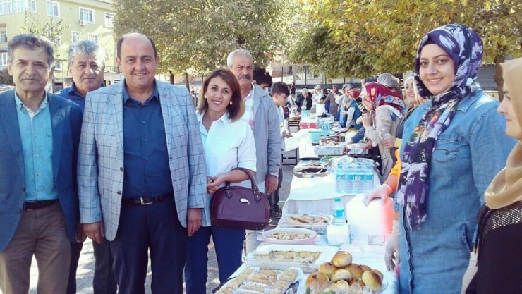 Başkan Demirtaş İlkokul Kermesine Destek Verdi