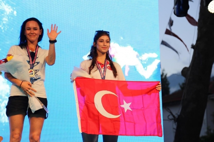 Olga Davydova, Serbest Dalış Dünya Şampiyonu Oldu