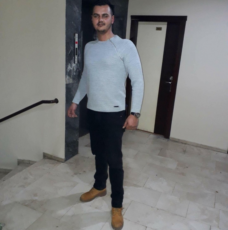 Kavgaya Gitmesini Engellemeye Çalışan Eniştesini Vurdu