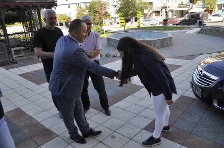 Bir Günlüğüne Belediye Başkanı Oldu