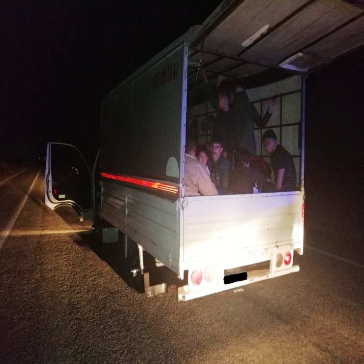 Çanakkale’de 125 Düzensiz Göçmen Yakalandı