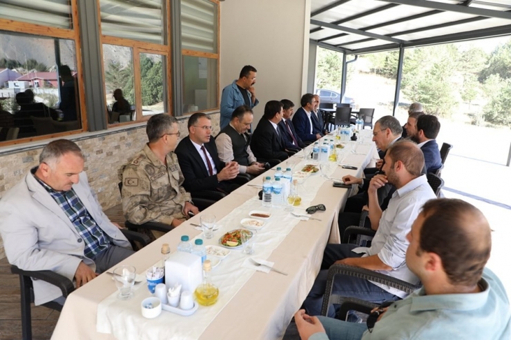 Ergan Dağı İçin İş Adamlarından Gelen Otel Teklifleri Değerlendiriliyor