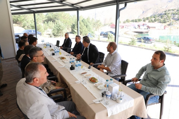 Ergan Dağı İçin İş Adamlarından Gelen Otel Teklifleri Değerlendiriliyor