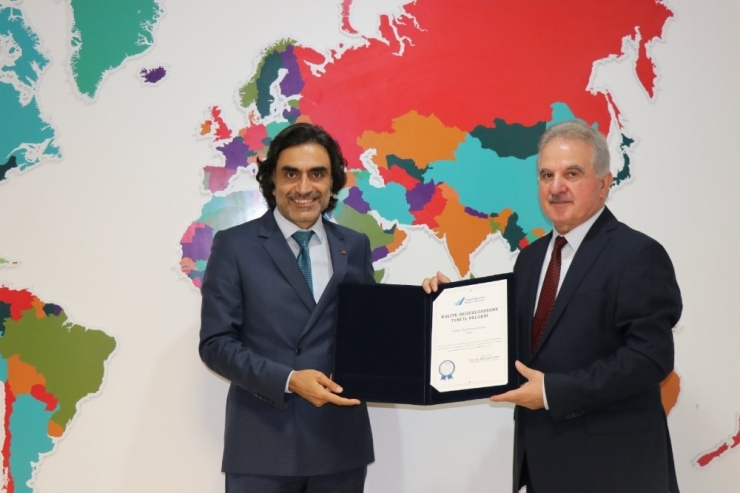 İaa Yökak Tarafından Tanındı