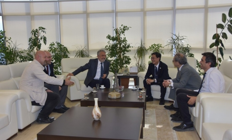 Japon Üniversitesi Omü İle İş Ve Güç Birliği Yapmak İstiyor