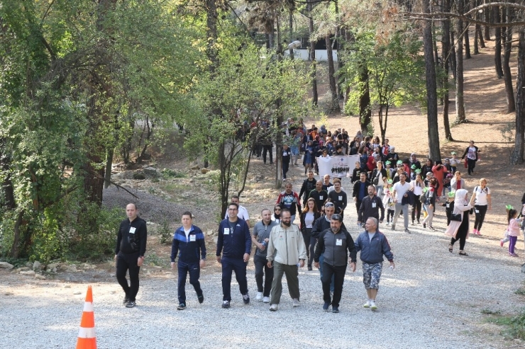 Türkiye’nin Yüzde 72’si Hareketsiz Yaşıyor