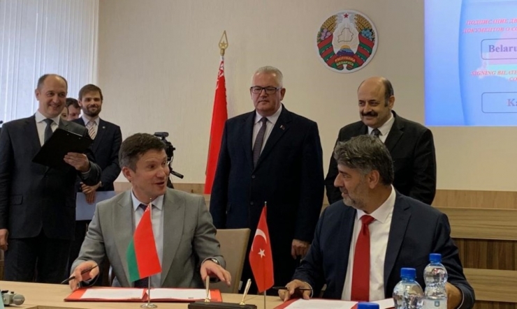 Rektör Polat, Belarus’ta İş Birliği Protokolü İmzaladı