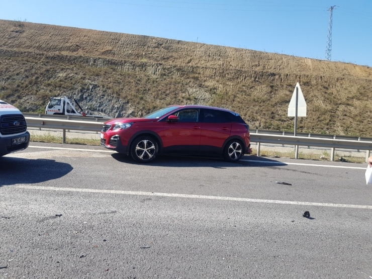 Kuzey Çevre Otoyolunda Feci Kaza: 5 Yaralı