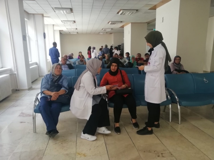 Erü Tıp Fakültesi Genel Cerrahi Anabilim Dalı Ve Cerrahi Onkoloji Bilim Dalı Başkanı Prof. Dr. Erdoğan Sözüer:“ülkemizde Her 10 Kadından 1’i Meme Kanserine Yakalanıyor”