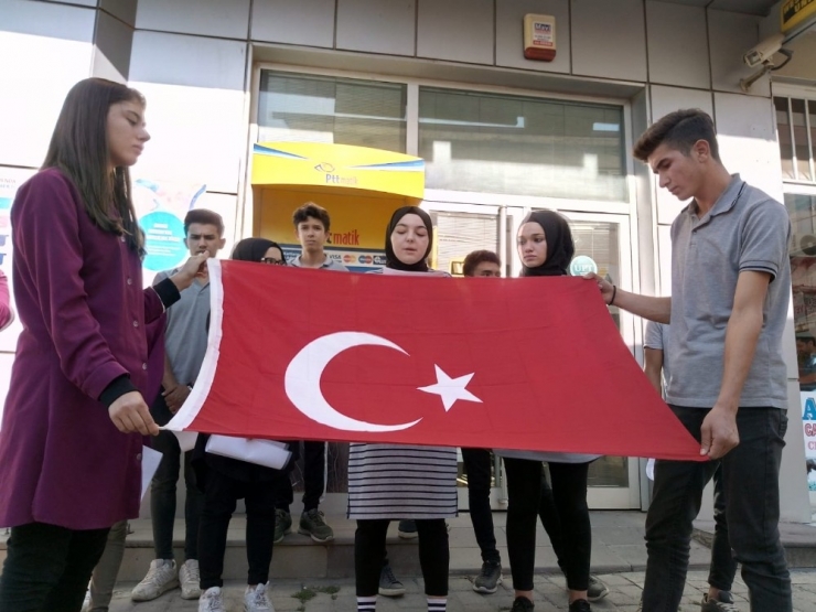 Öğrencilerden 15 Temmuz Şehitlerine Ve Gazilere Mektup