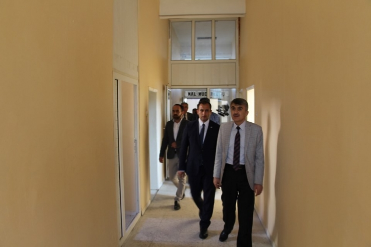 Rektör Uysal, Dumlupınar’da Meslek Yüksekokulu İçin Yer Tespiti Çalışmalarına Katıldı