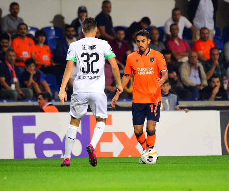 Uefa Avrupa Ligi: Medipol Başakşehir: 1 - Borussia Mönchengladbach: 1 (Maç Sonucu)